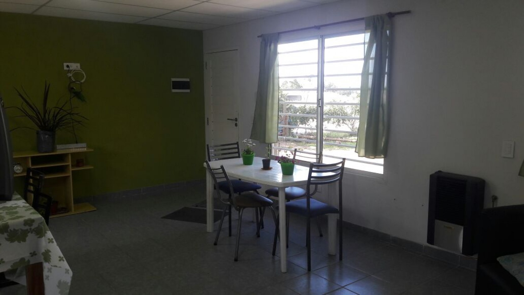 CASA 5 AMB MAS 2 DEPARTAMENTOS TOTALMENTE INDEPENDIENTES EN COLINA ALEGRE, VENDE Y PERMUTA