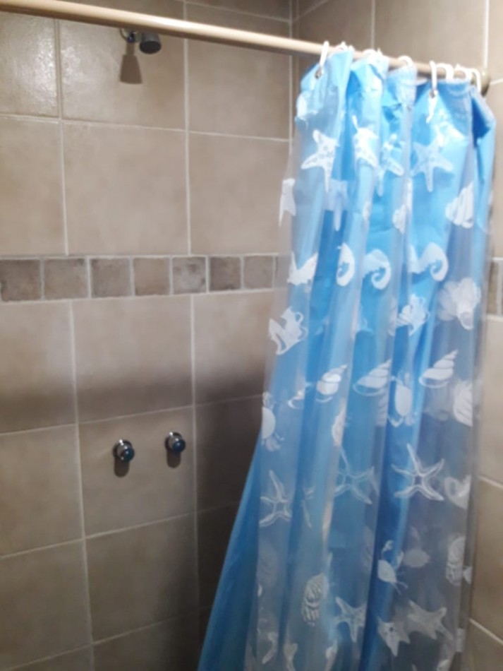 CASA 5 AMB MAS 2 DEPARTAMENTOS TOTALMENTE INDEPENDIENTES EN COLINA ALEGRE, VENDE Y PERMUTA