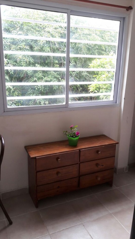 CASA 5 AMB MAS 2 DEPARTAMENTOS TOTALMENTE INDEPENDIENTES EN COLINA ALEGRE, VENDE Y PERMUTA