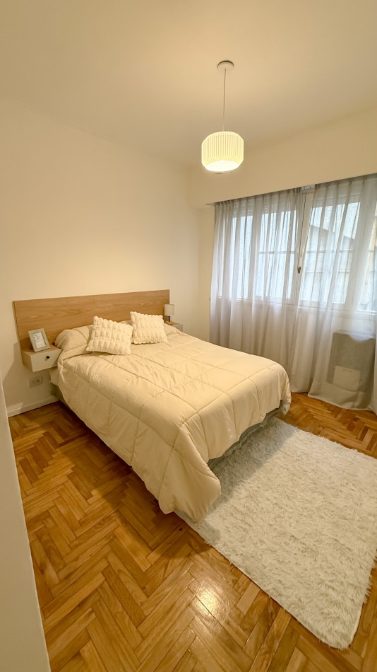 DEPARTAMENTO 2 AMBIENTES CON BALCON A LA CALLE Y DEPENDENCIA EN PLAZA COLON