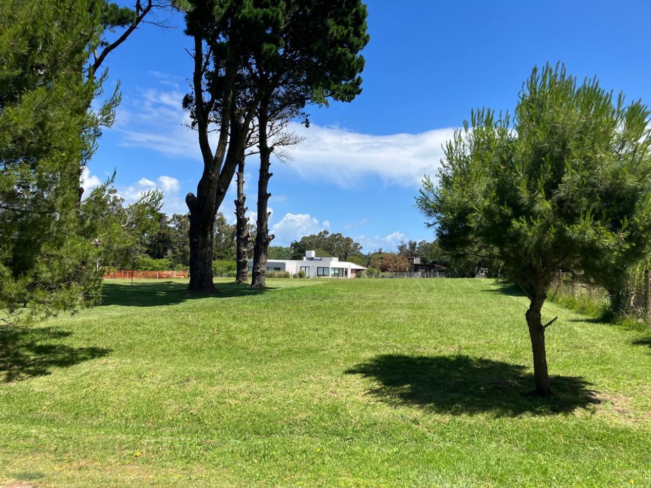 LOTE EN VENTA — BARRIO PRIVADO BARRANCAS DE SAN BENITO VENDE Y PERMUTA