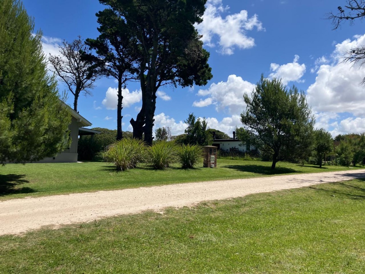 LOTE EN VENTA — BARRIO PRIVADO BARRANCAS DE SAN BENITO VENDE Y PERMUTA