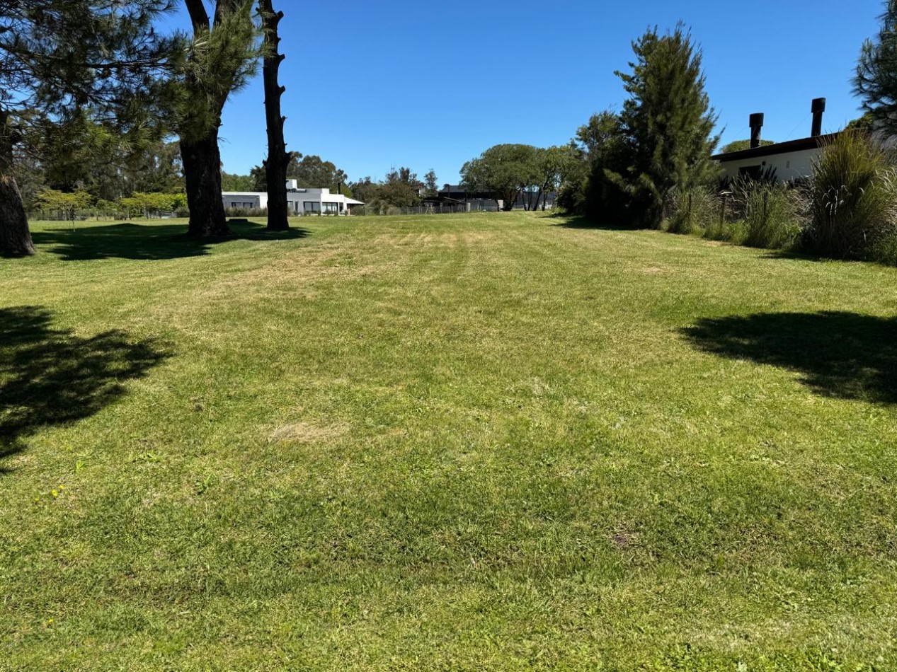 LOTE EN VENTA — BARRIO PRIVADO BARRANCAS DE SAN BENITO VENDE Y PERMUTA