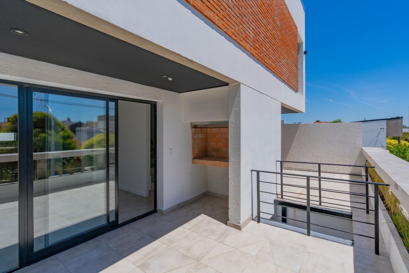 PH 3 AMB EN DUPLEX CON AMPLIA TERRAZA Y PARRILLA A ESTRENAR EN SAN JOSE