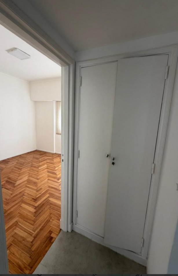 DEPARTAMENTO 3 AMBIENTES AL LATERAL EN PLAZA MITRE