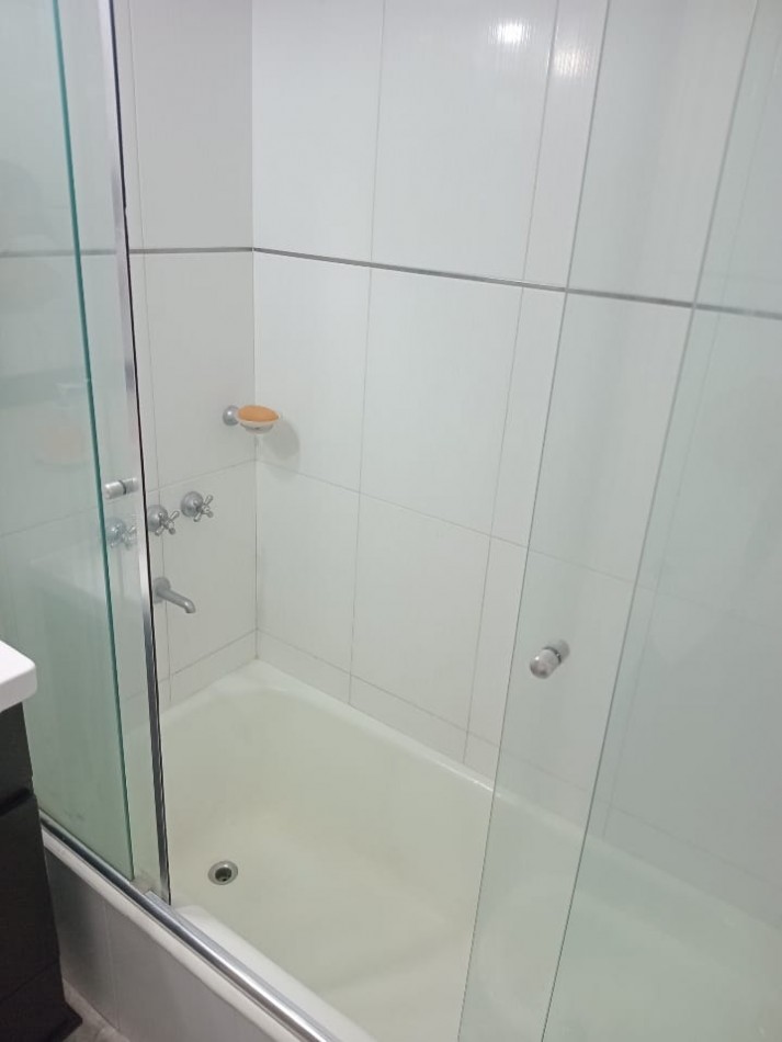 DEPARTAMENTO 1 AMBIENTE PARA 3 PERSONAS EN LA PERLA SE ALQUILA POR DIA O TEMPORADA