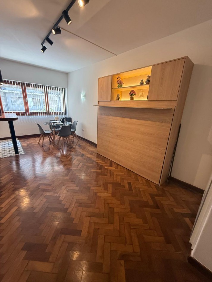 DEPARTAMENTO 1 AMB A LA CALLE TODO RECICLADO EN EL CENTRO