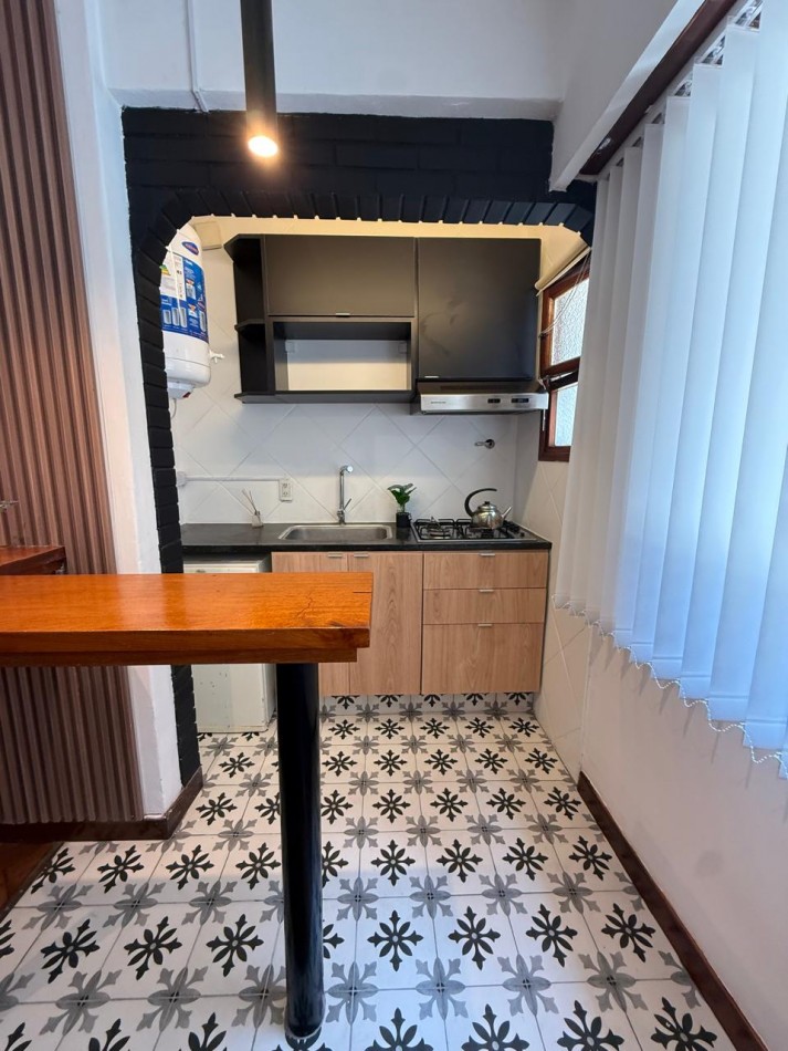 DEPARTAMENTO 1 AMB A LA CALLE TODO RECICLADO EN EL CENTRO