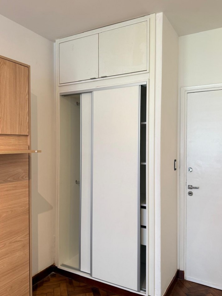 DEPARTAMENTO 1 AMB A LA CALLE TODO RECICLADO EN EL CENTRO