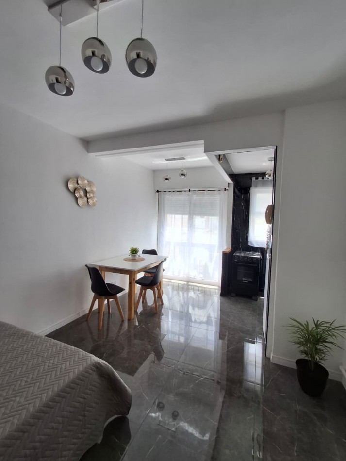 DEPARTAMENTO 1 AMBIENTE CON BALCON FRANCES EN PLAZA COLON