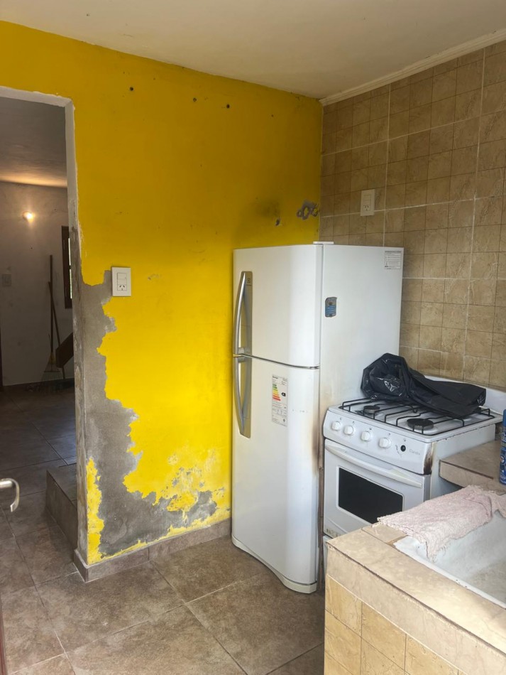 CASA ALPINA DE 3 AMBIENTES CON PATIO EN SANTA ELENA