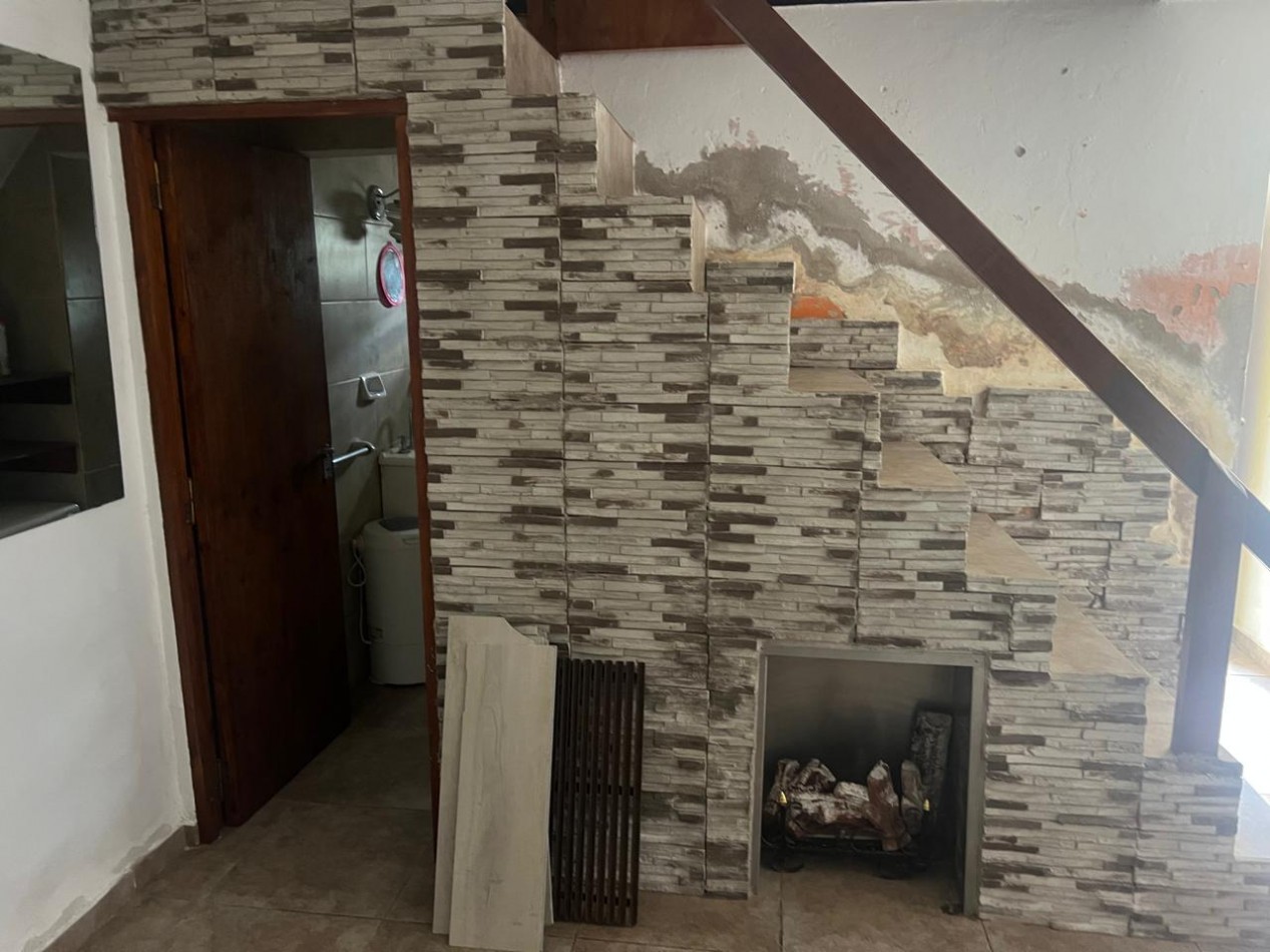 CASA ALPINA DE 3 AMBIENTES CON PATIO EN SANTA ELENA