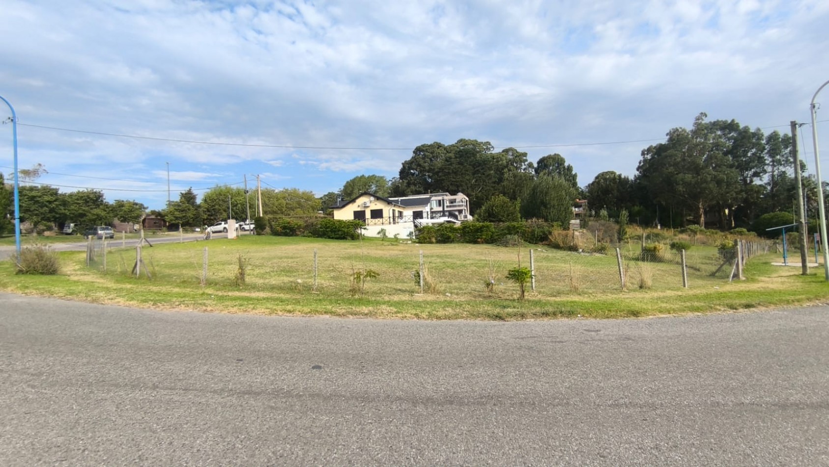 LOTE EN SIERRA DE LOS PADRES VENDE Y PERMUTA