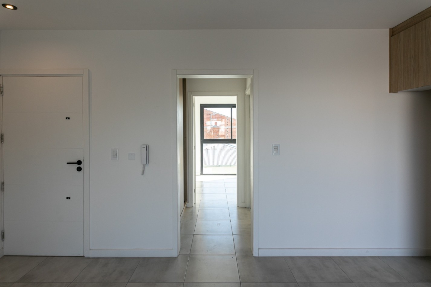 PH 2 AMBIENTES AL FRENTE EN 1ER. PISO CON TERRAZA A ESTRENAR EN SAN JOSE