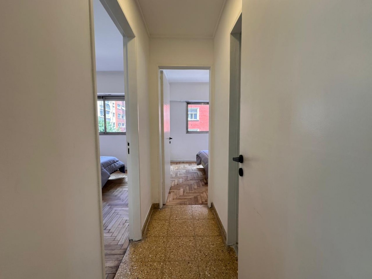 DEPARTAMENTO 3 AMBIENTES EXTERNO CON BALCON A LA CALLE EN EL CENTRO