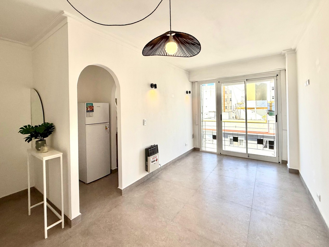 DEPARTAMENTO 2 AMBIENTES CON BALCON FRANCES EN ALDREY VENDE Y PERMUTA