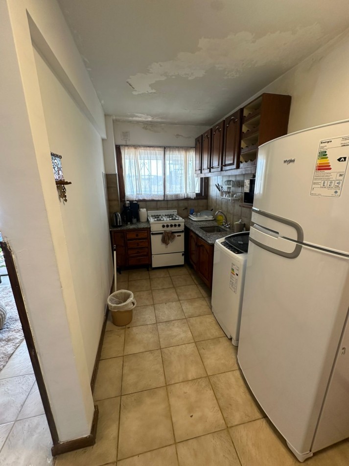 DEPARTAMENTO 2 AMBIENTES AL FRENTE CON DOS BALCONES EN CONSTITUCION VENDE Y PERMUTA