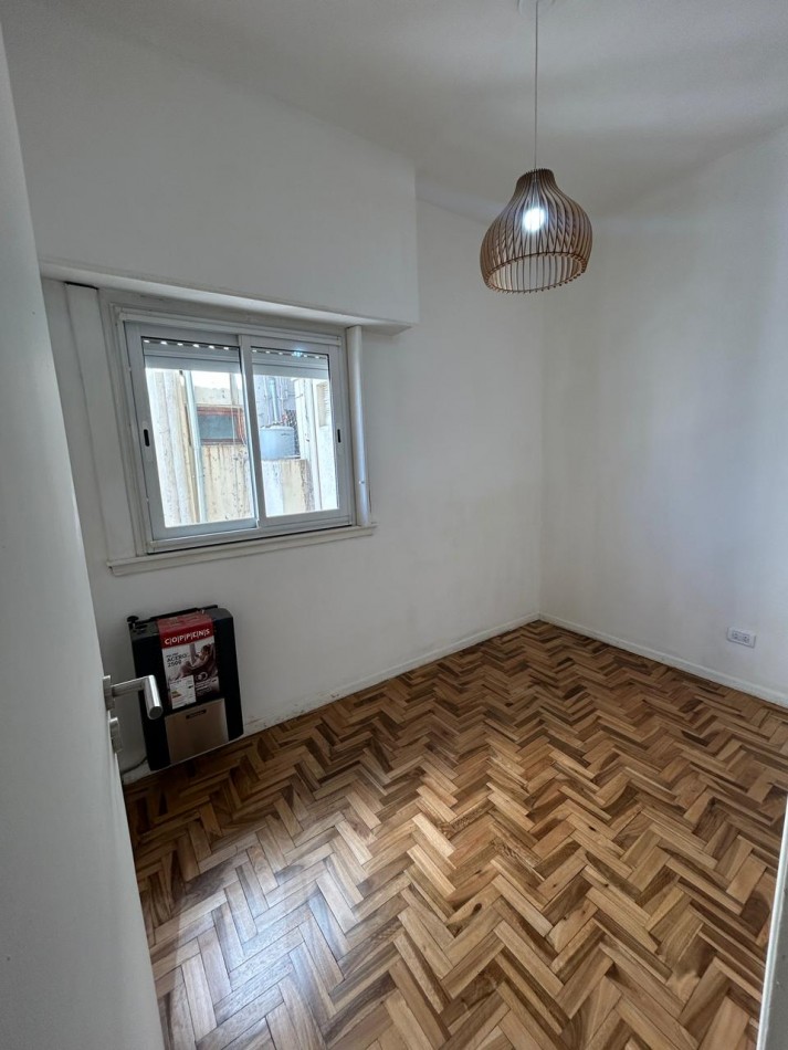 DEPARTAMENTO 3 AMBIENTES AL LATERAL EN CHAUVIN