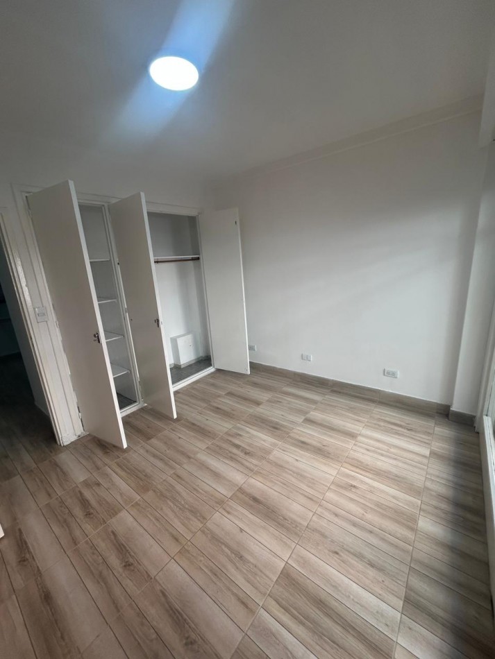 DEPARTAMENTO 2 AMBIENTES A LA CALLE CON BALCON EN ALDREY