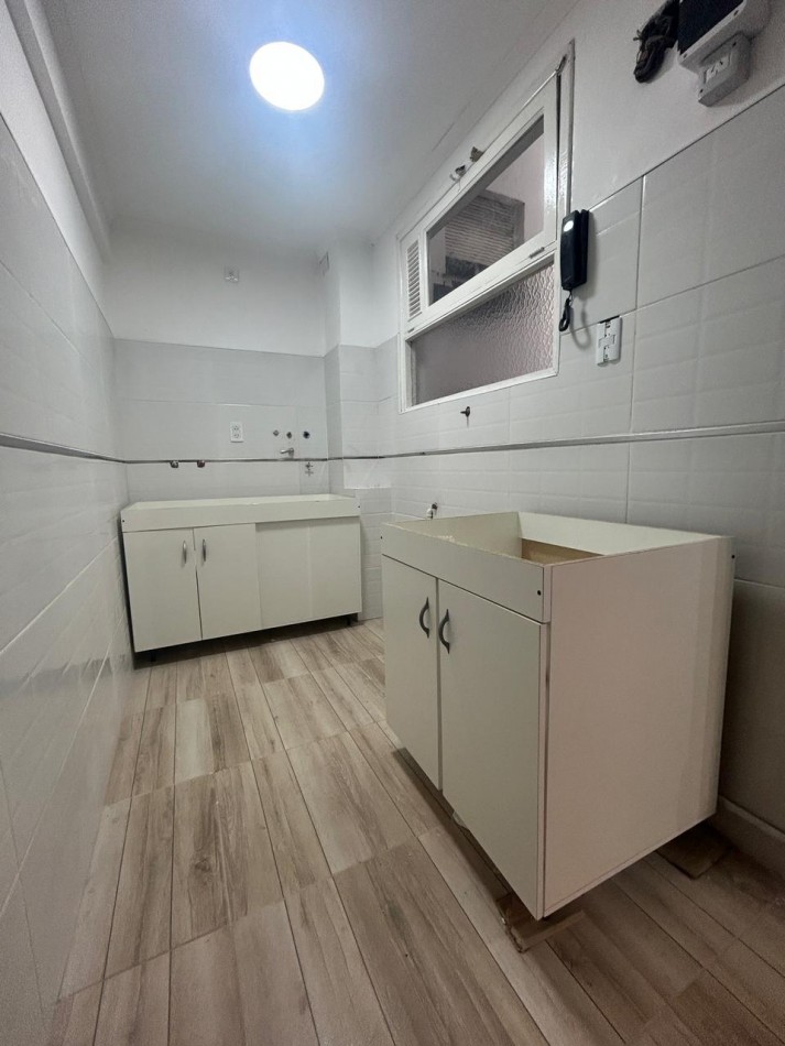 DEPARTAMENTO 2 AMBIENTES A LA CALLE CON BALCON EN ALDREY