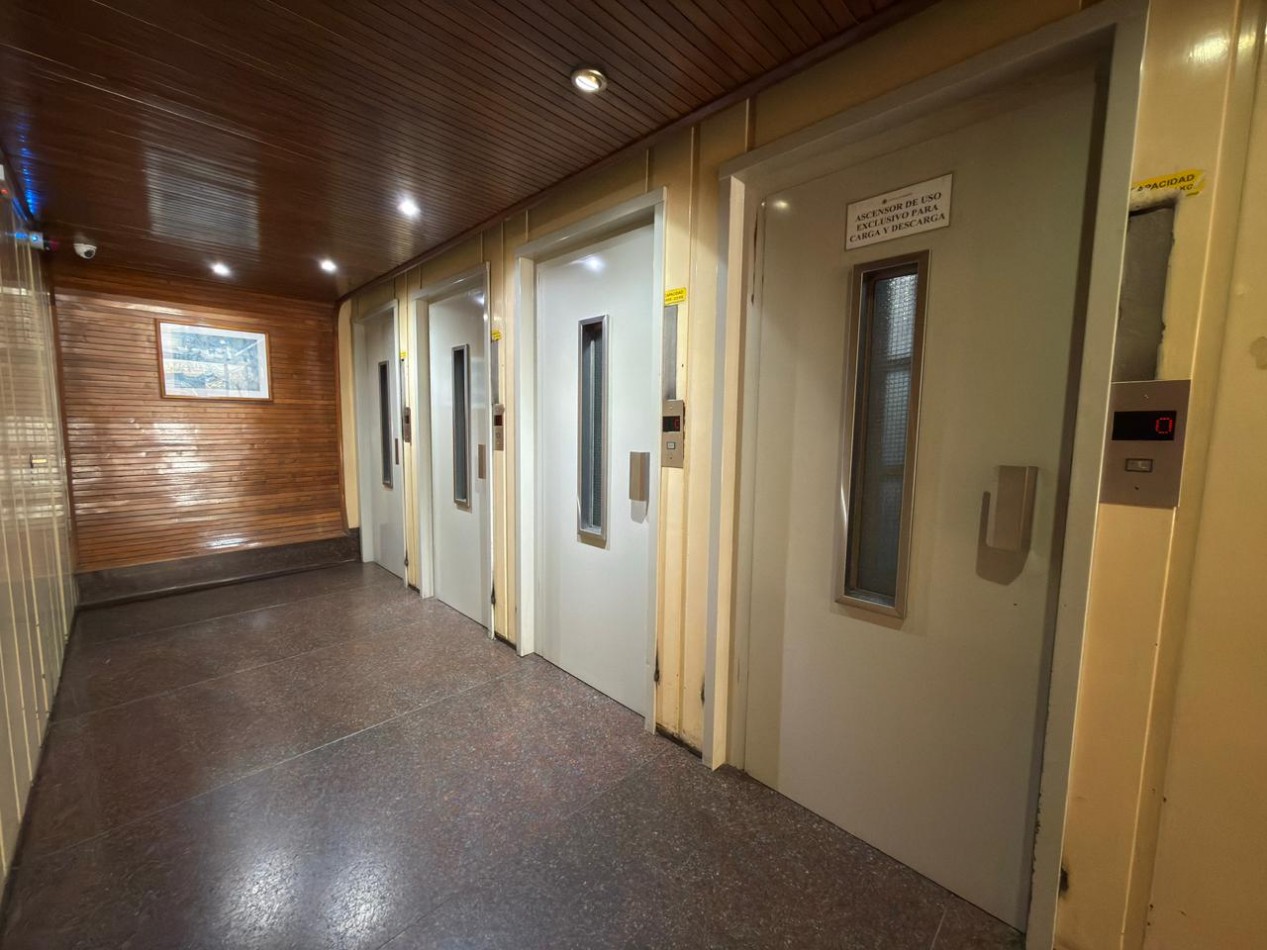 DEPARTAMENTO 1 AMBIENTE CON BALCON SALIENTE A LA CALLE EN PLAZA COLON