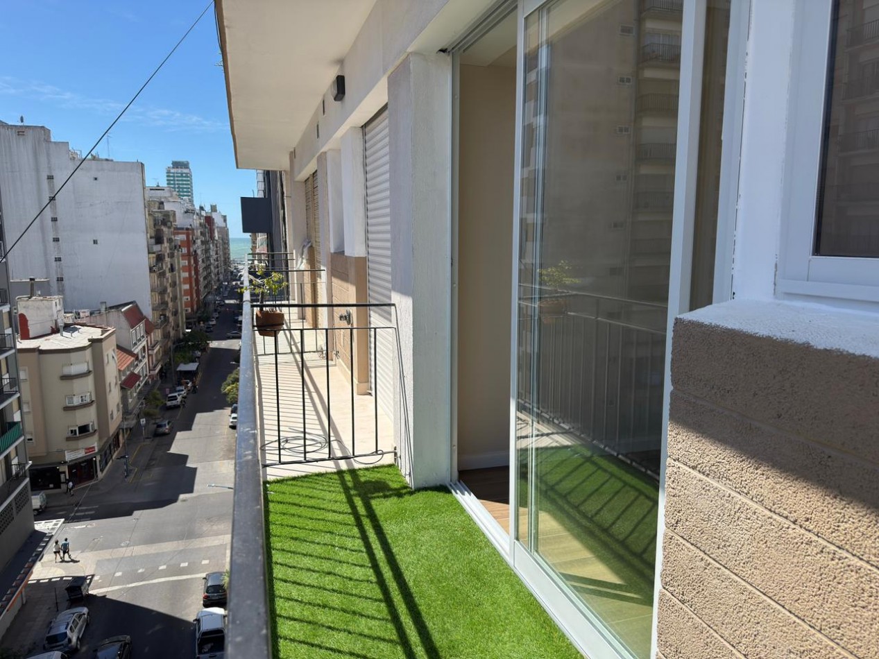 DEPARTAMENTO 1 AMBIENTE CON BALCON SALIENTE A LA CALLE EN PLAZA COLON