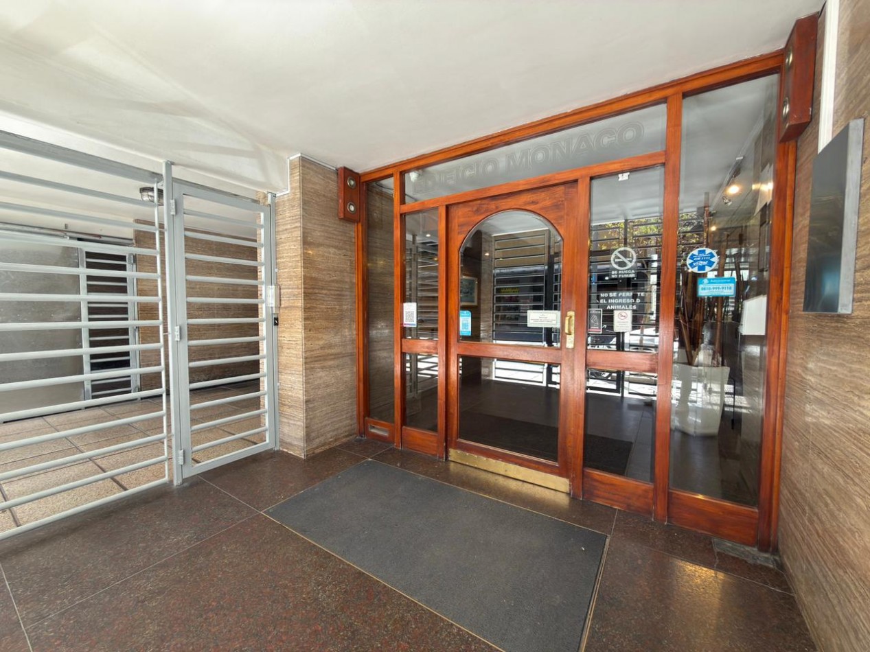 DEPARTAMENTO 1 AMBIENTE CON BALCON SALIENTE A LA CALLE EN PLAZA COLON