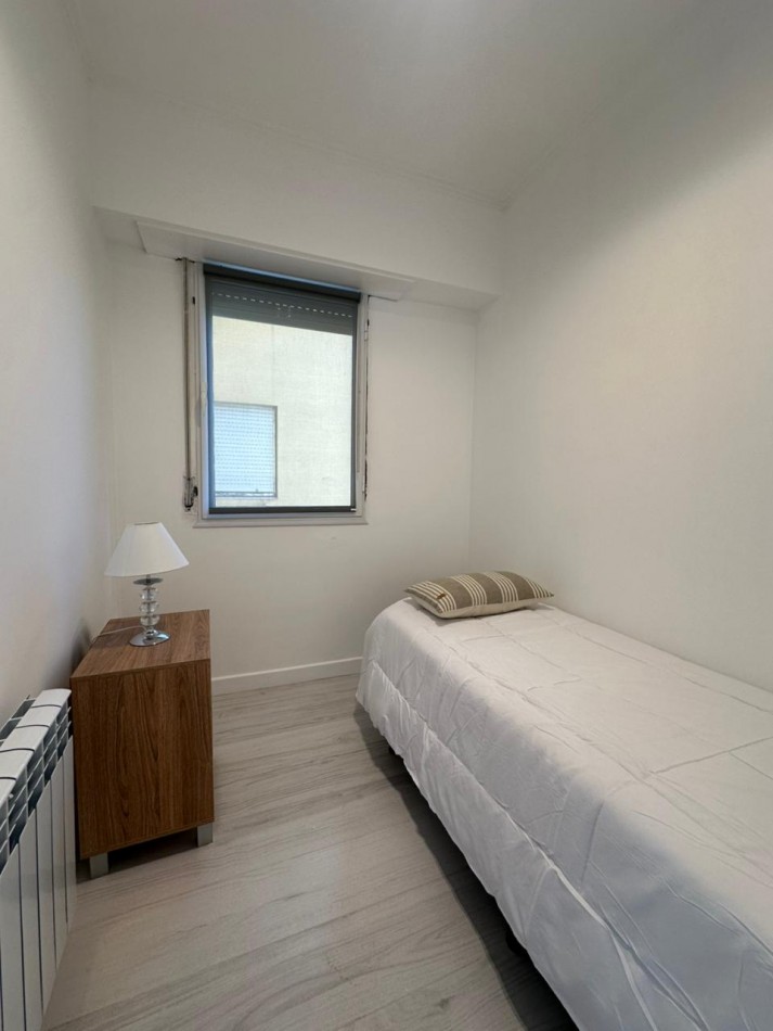 DEPARTAMENTO 4 AMB A LA CALLE CON BALCON, TERRAZA, DEPENDENCIA Y VISTA LATERAL AL MAR