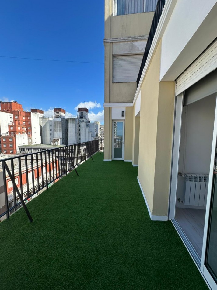 DEPARTAMENTO 4 AMB A LA CALLE CON BALCON, TERRAZA, DEPENDENCIA Y VISTA LATERAL AL MAR