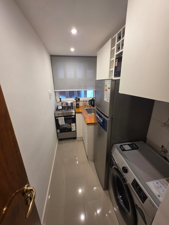 DEPARTAMENTO 2 AMBIENTES AL LATERAL CON PATIO