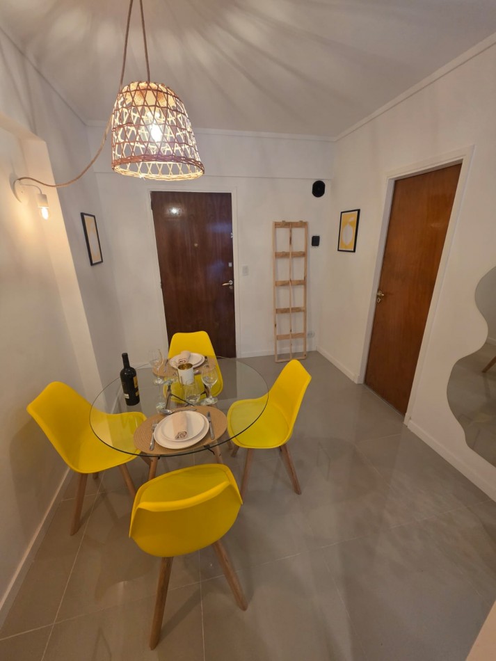 DEPARTAMENTO 2 AMBIENTES AL LATERAL CON PATIO