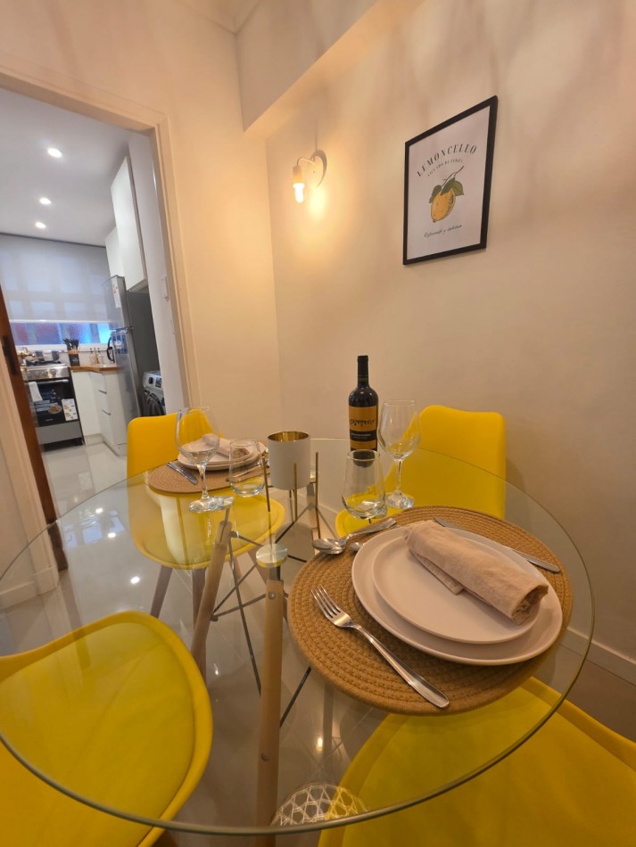 DEPARTAMENTO 2 AMBIENTES AL LATERAL CON PATIO