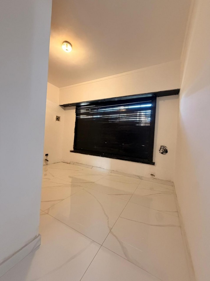 CHALET 4 AMB CON PARQUE Y GARAJE SOBRE LOTE DE 234M2