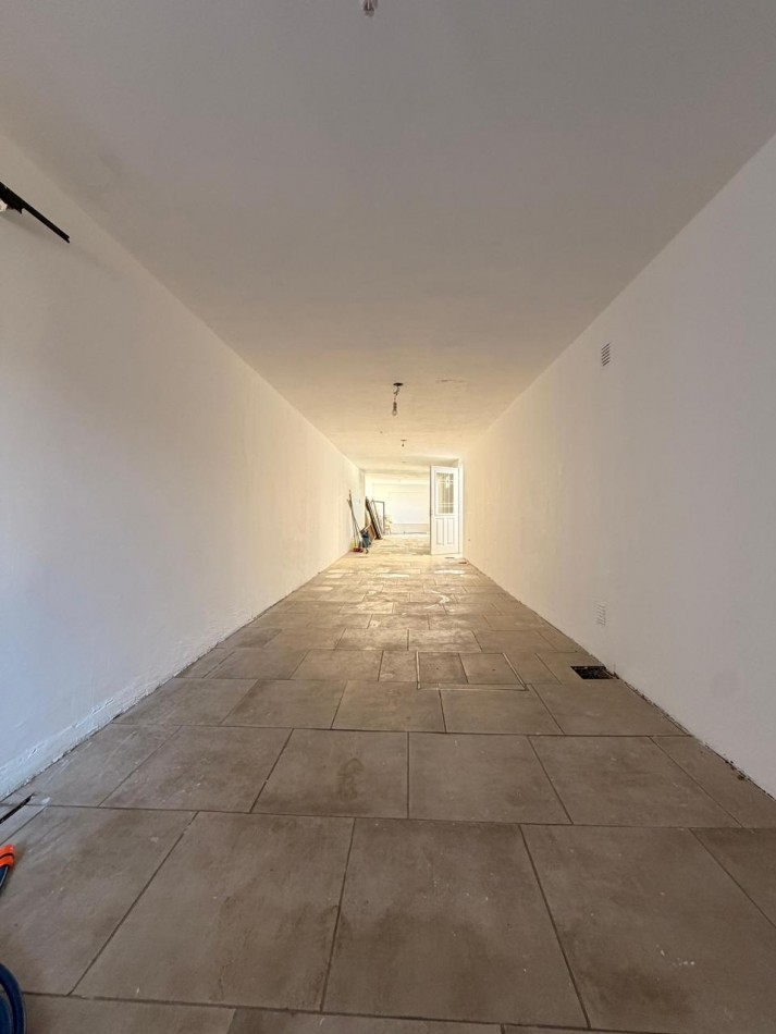 CHALET 4 AMB CON PARQUE Y GARAJE SOBRE LOTE DE 234M2