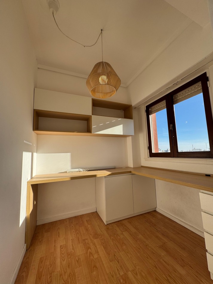 DEPARTAMENTO 4 AMB CON BALCON CORRIDO Y VISTA AL MAR EN LOMA DE SANTA CECILIA,LA PERLA. APTO CREDITO