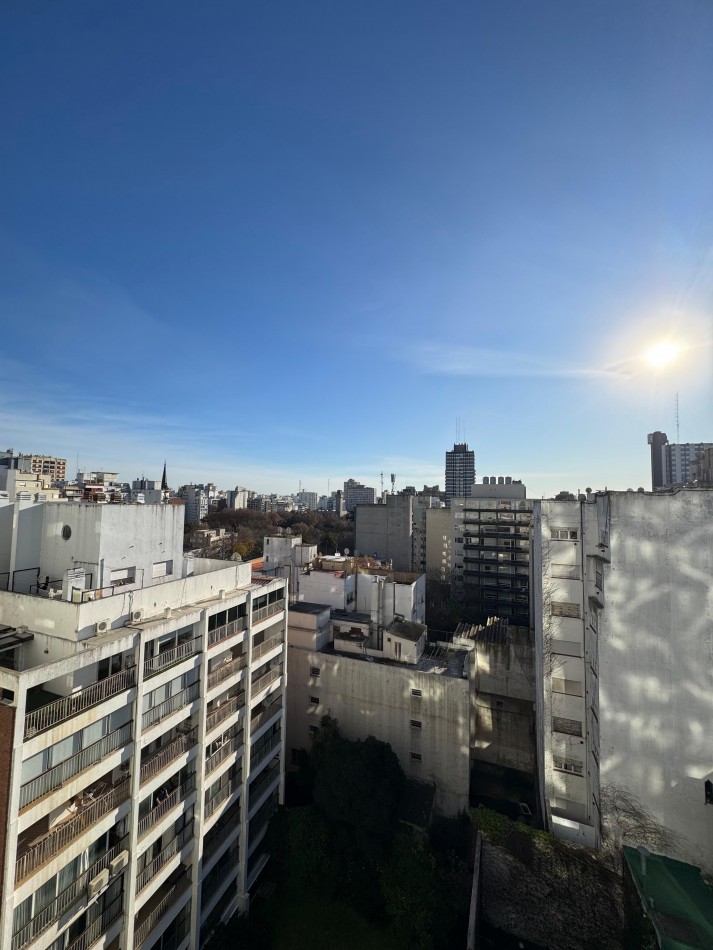 DEPARTAMENTO 4 AMB CON BALCON CORRIDO Y VISTA AL MAR EN LOMA DE SANTA CECILIA,LA PERLA. APTO CREDITO