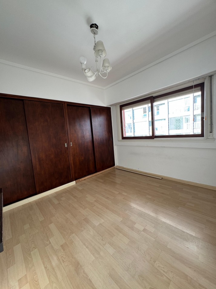 DEPARTAMENTO 4 AMB CON BALCON CORRIDO Y VISTA AL MAR EN LOMA DE SANTA CECILIA,LA PERLA. APTO CREDITO
