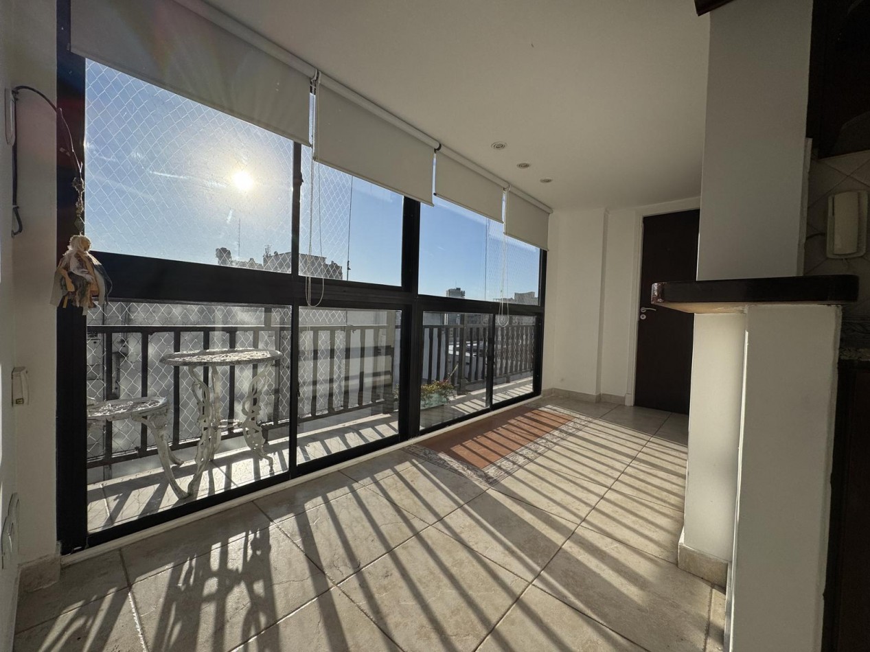 DEPARTAMENTO 4 AMB CON BALCON CORRIDO Y VISTA AL MAR EN LOMA DE SANTA CECILIA,LA PERLA. APTO CREDITO