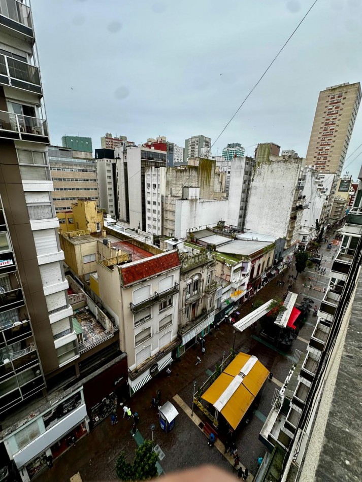 DEPARTAMENTO 2 AMBIENTES EXTERNO CON VENTANAL EN EL CENTRO