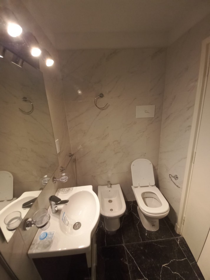 DEPARTAMENTO 1 AMBIENTE  AL CONTRAFRENTE ABIERTO Y BALCON SALIENTE ENALDREY