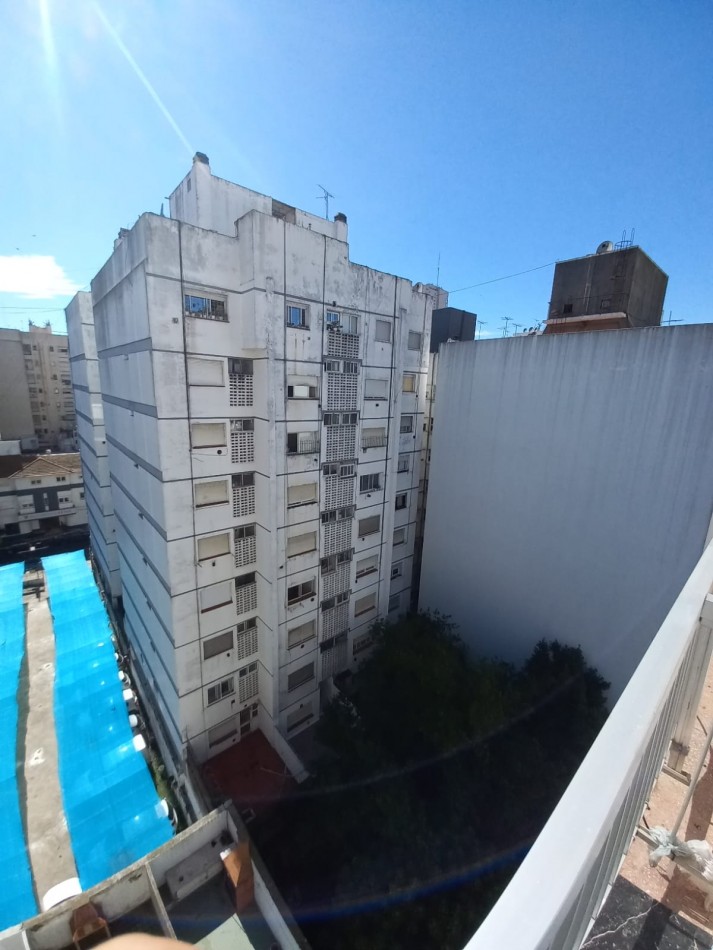 DEPARTAMENTO 1 AMBIENTE  AL CONTRAFRENTE ABIERTO Y BALCON SALIENTE ENALDREY