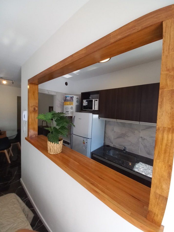 DEPARTAMENTO 1 AMBIENTE  AL CONTRAFRENTE ABIERTO Y BALCON SALIENTE ENALDREY