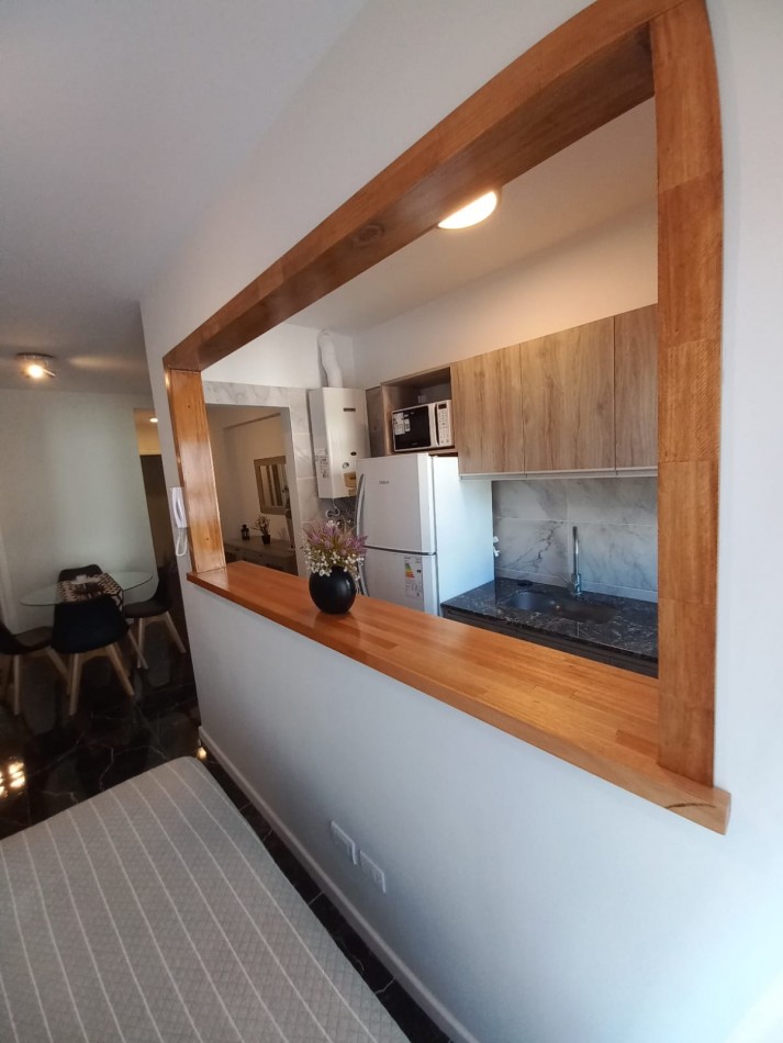 DEPARTAMENTO 1 AMBIENTE A LA CALLE CON BALCON SALIENTE EN ALDREY