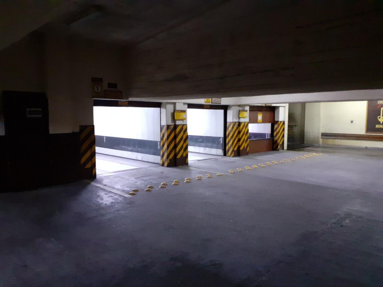 COCHERA EN VENTA EN EL CENTRO