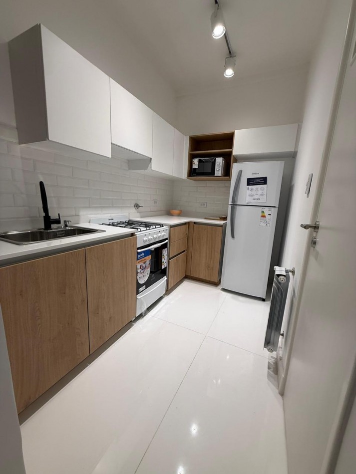 DEPARTAMENTO 3 AMBIENTES AL FONDO CON 2 PATIOS EN ALDREY VENDE Y PERMUTA