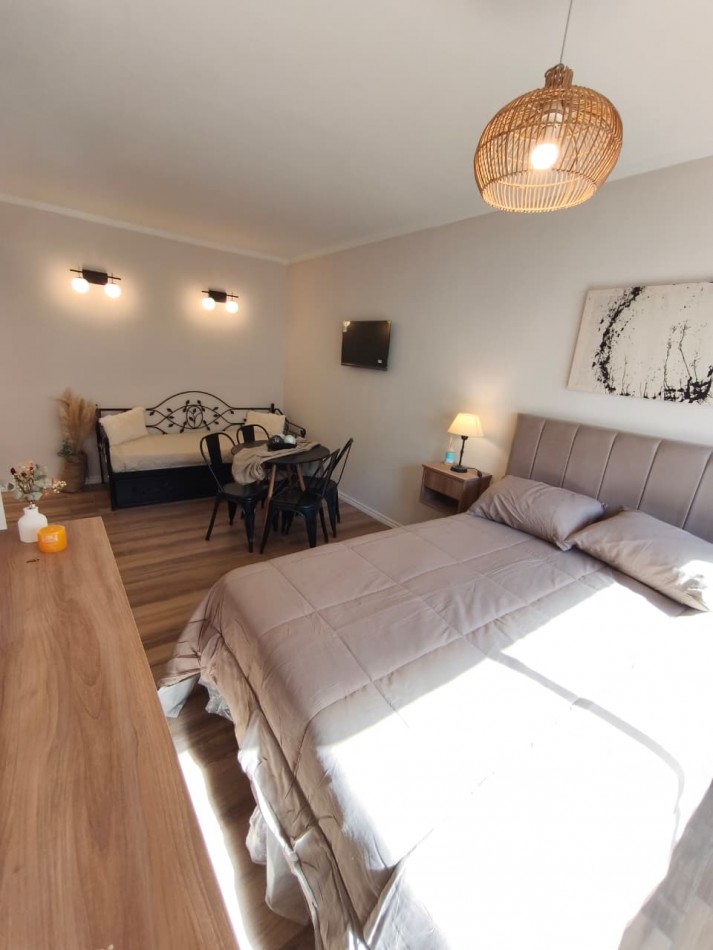 DEPARTAMENTO 1 AMBIENTE AL CONTRAFRENTE ABIERTO EN PLAZA MITRE