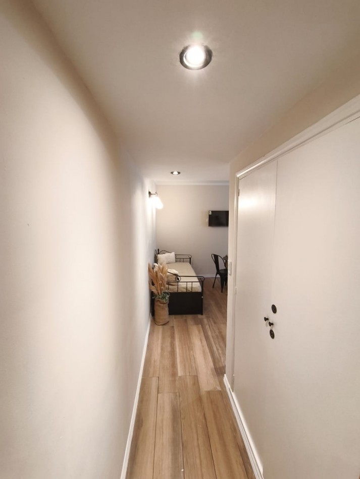 DEPARTAMENTO 1 AMBIENTE AL CONTRAFRENTE ABIERTO EN PLAZA MITRE