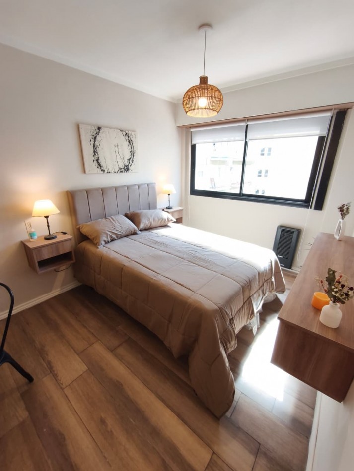 DEPARTAMENTO 1 AMBIENTE AL CONTRAFRENTE ABIERTO EN PLAZA MITRE