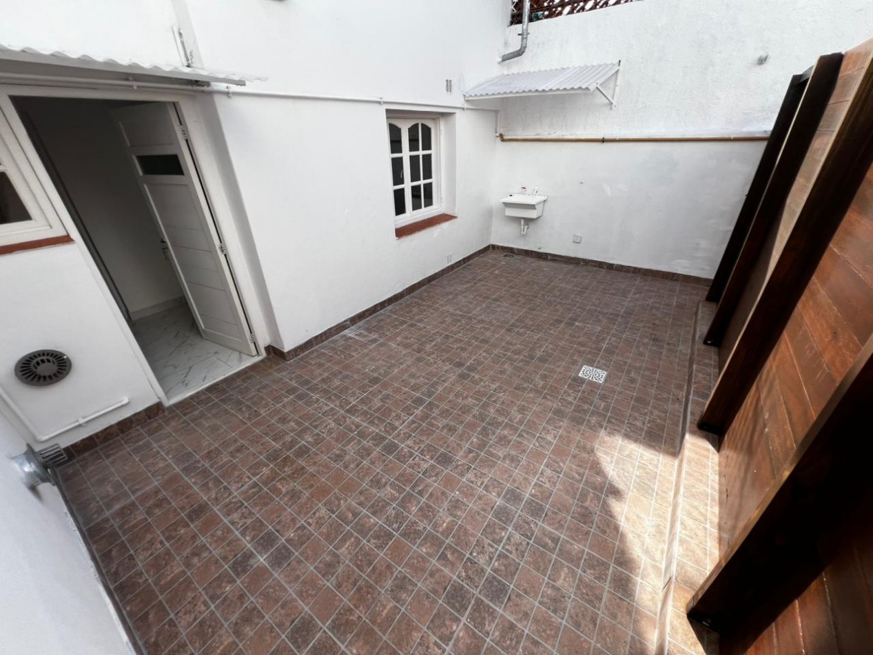 PH 2 AMB AL FONDO CON PATIO TODO RECICLADO