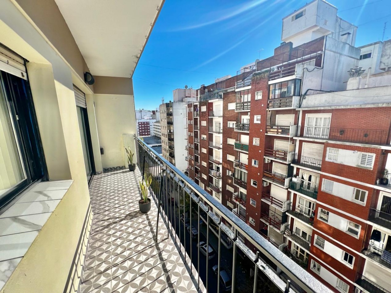 DEPARTAMENTO 3 AMBIENTES EXTERNO CON BALCON CORRIDO VEREDA DE SOL
